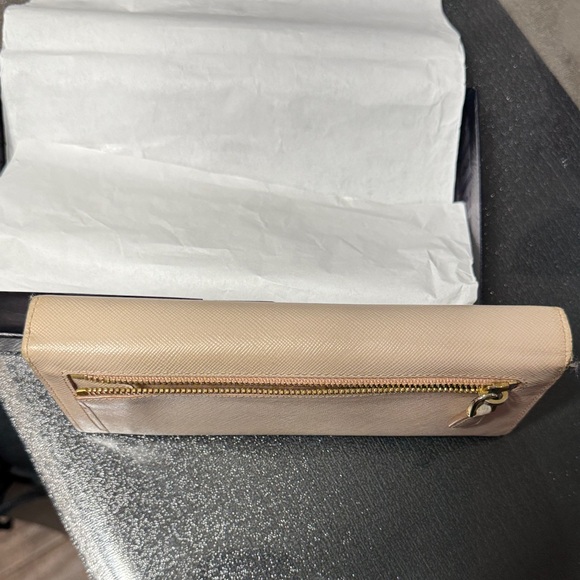 PRADA Saffiano Metal CIPRIA Wallet with Gold Logo - Picture 6 of 16